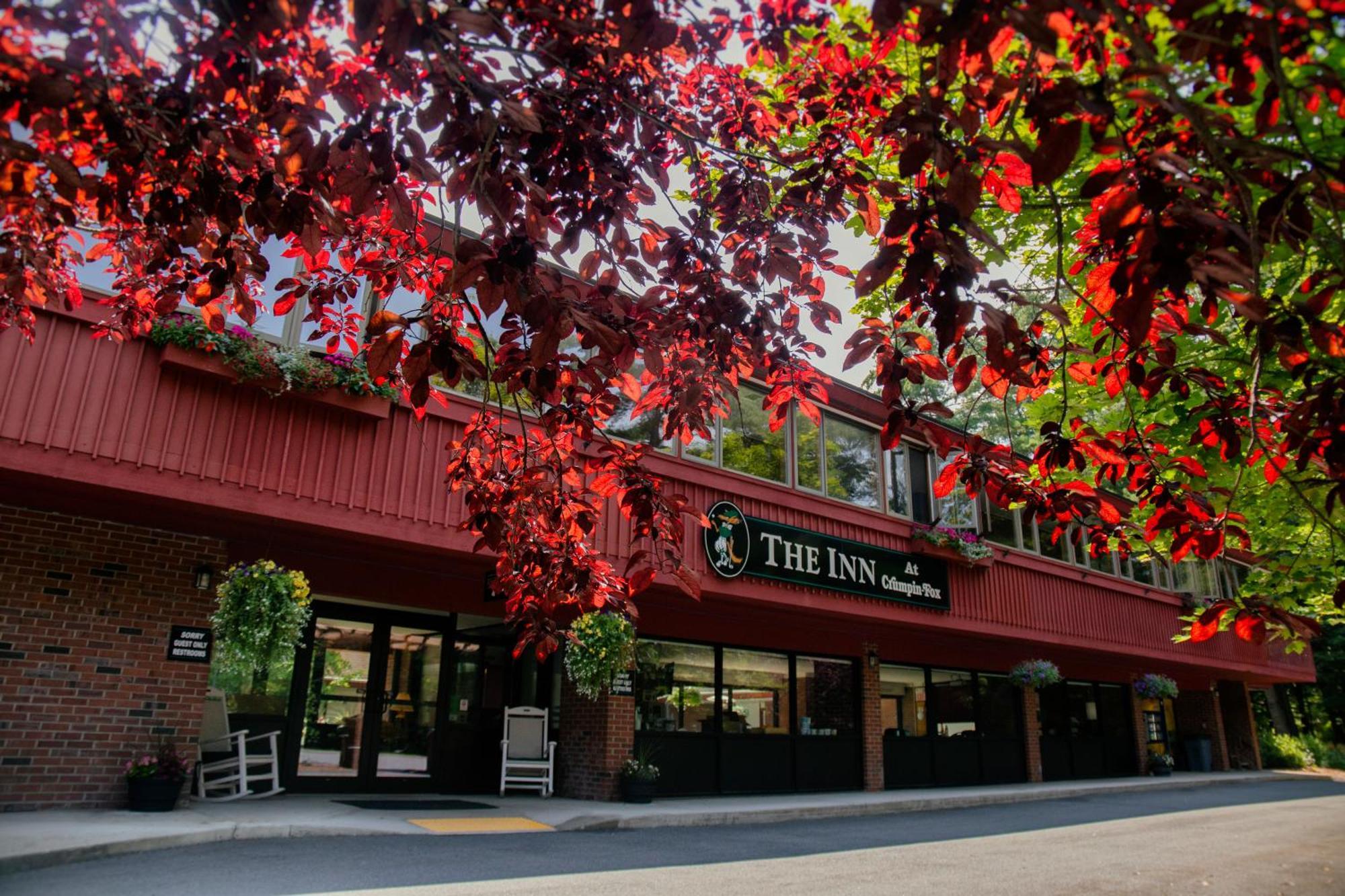 The Inn At Crumpin-Fox Bernardston Exterior photo