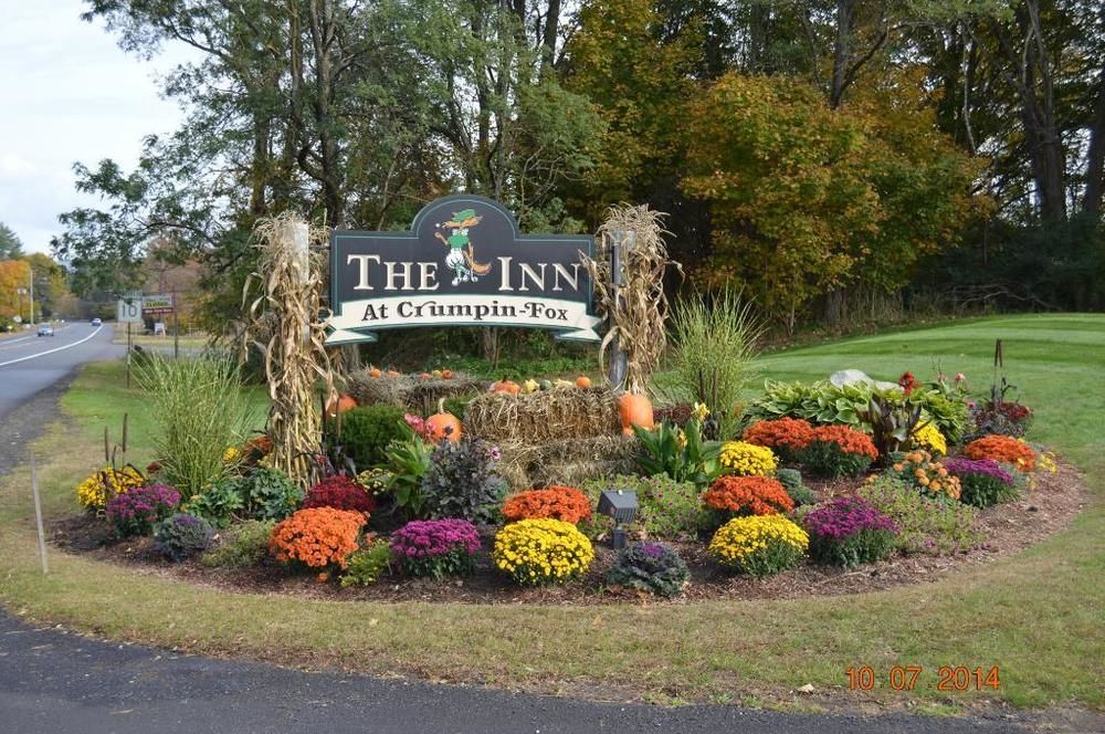 The Inn At Crumpin-Fox Bernardston Exterior photo